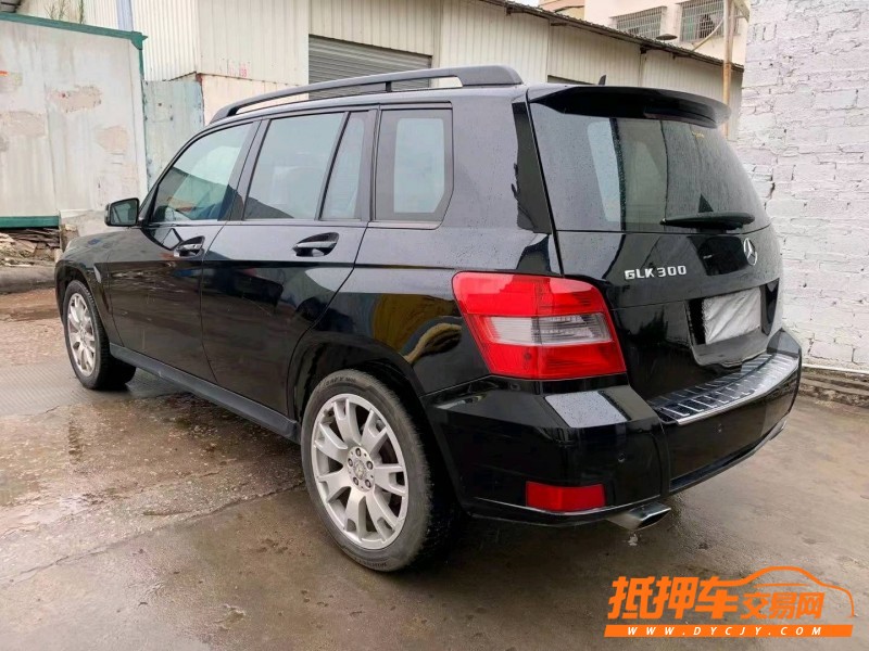 中山11年奔驰GLK7