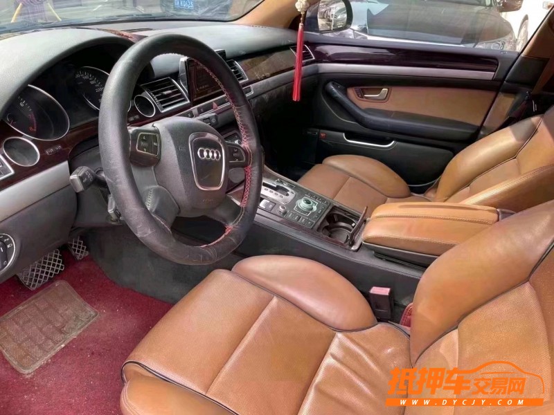 保定10年奧迪A8L4