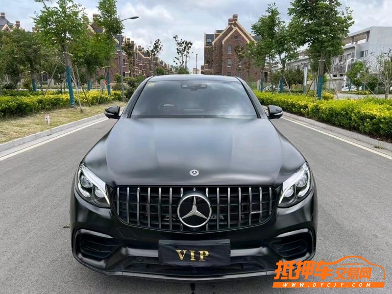 盐城19年奔驰GLC1