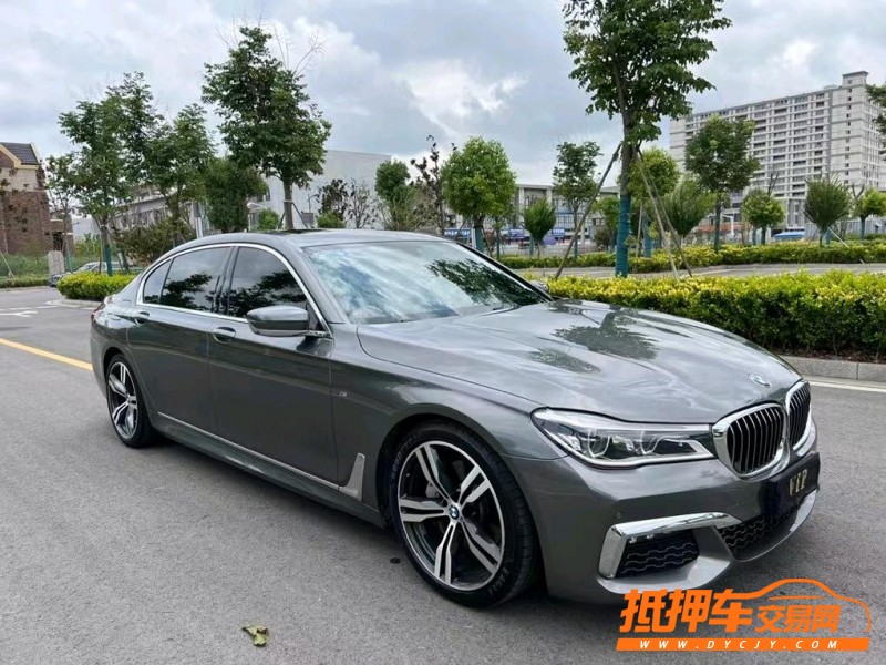 盐城19年宝马7系7