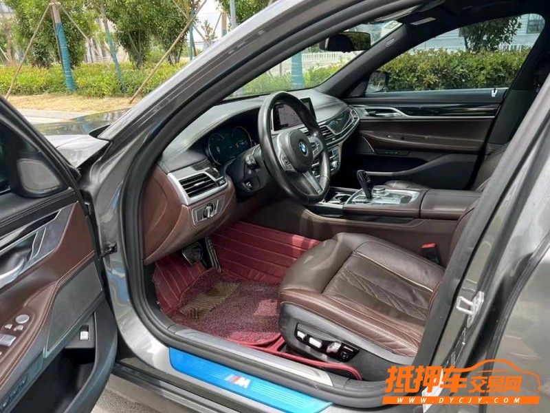 盐城19年宝马7系5