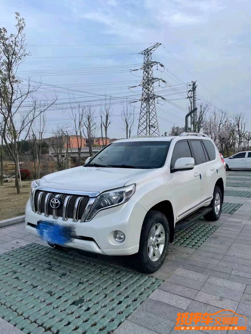 徐州17年丰田普拉多3