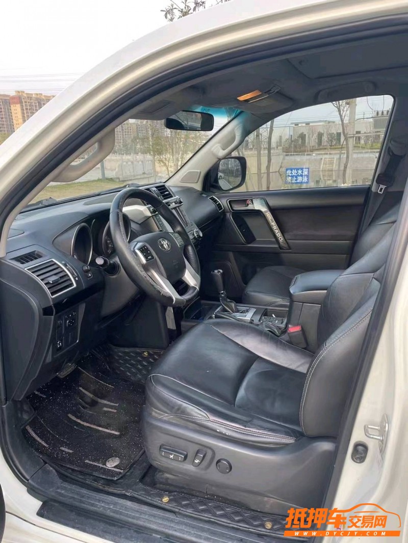 徐州17年丰田普拉多7