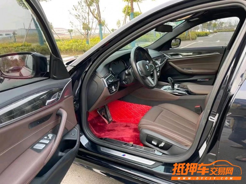 盐城19年宝马5系4