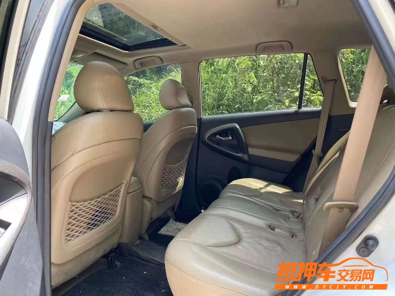 桂林12年豐田RAV46