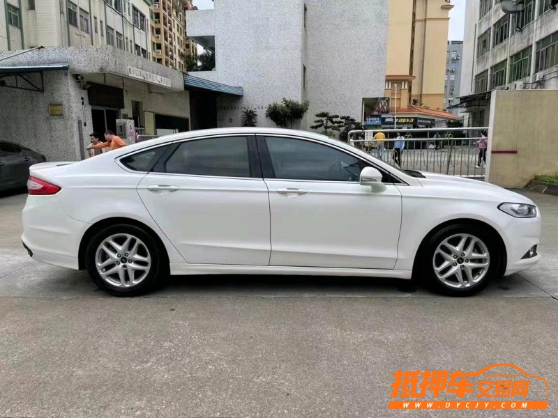 中山16年福特蒙迪欧2