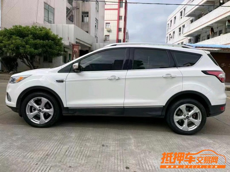 中山19年福特翼虎3