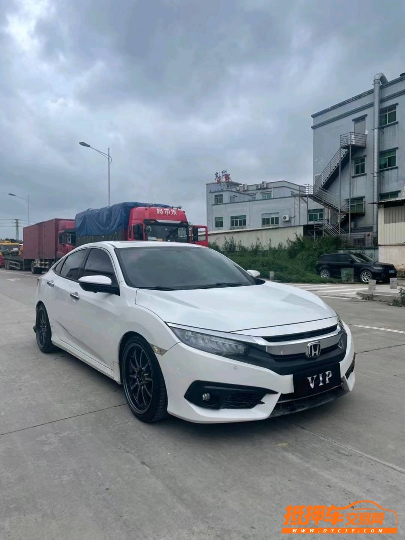 东莞17年本田思域8