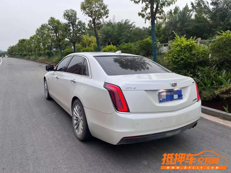 南寧18年凱迪拉克CT63