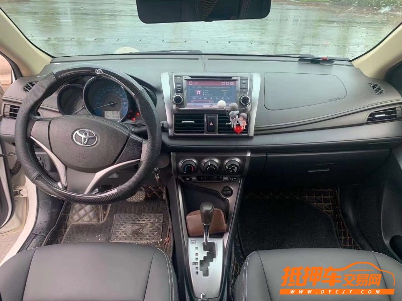 賀州16年豐田YARiS L 致炫7
