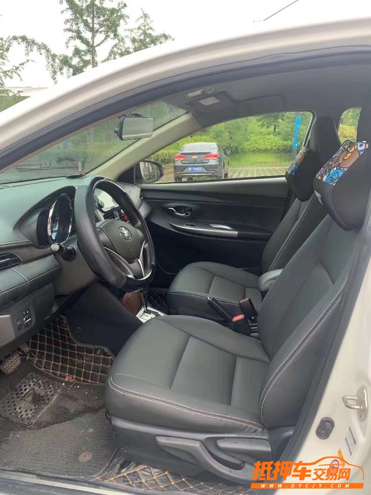 賀州16年豐田YARiS L 致炫9