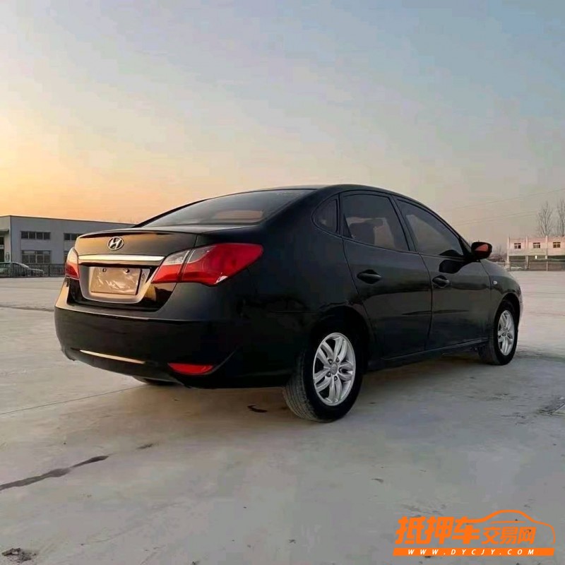 北京12年现代悦动8