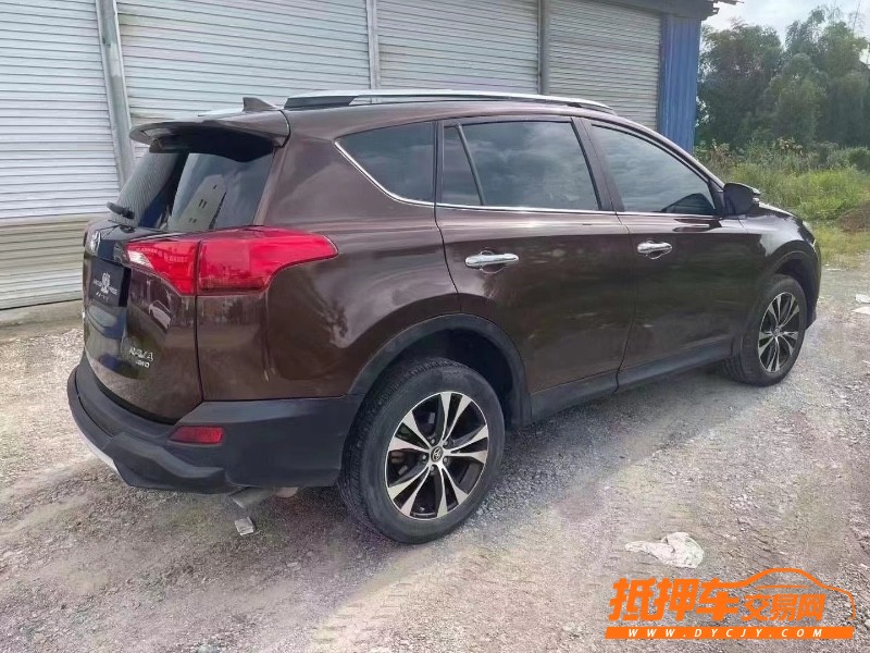防城港15年豐田RAV4榮放4