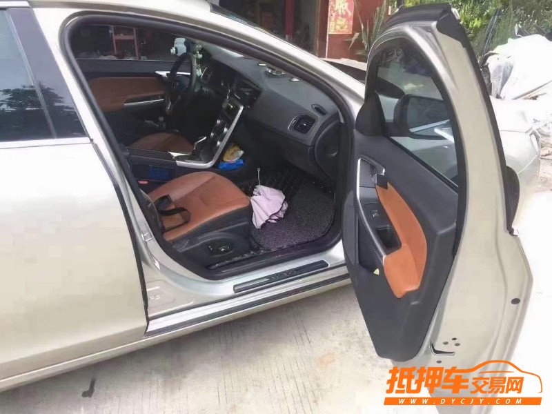 南寧18年沃爾沃S60L3