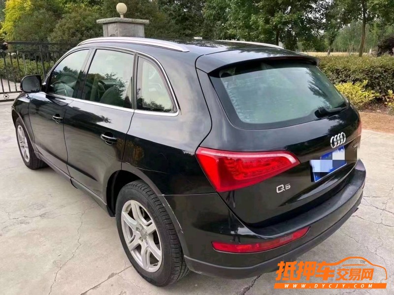 濰坊12年奧迪Q54