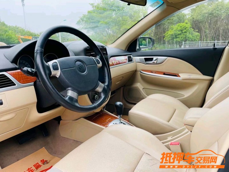 徐州11年别克凯越5