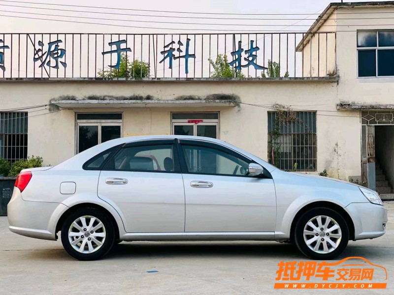 徐州11年别克凯越7