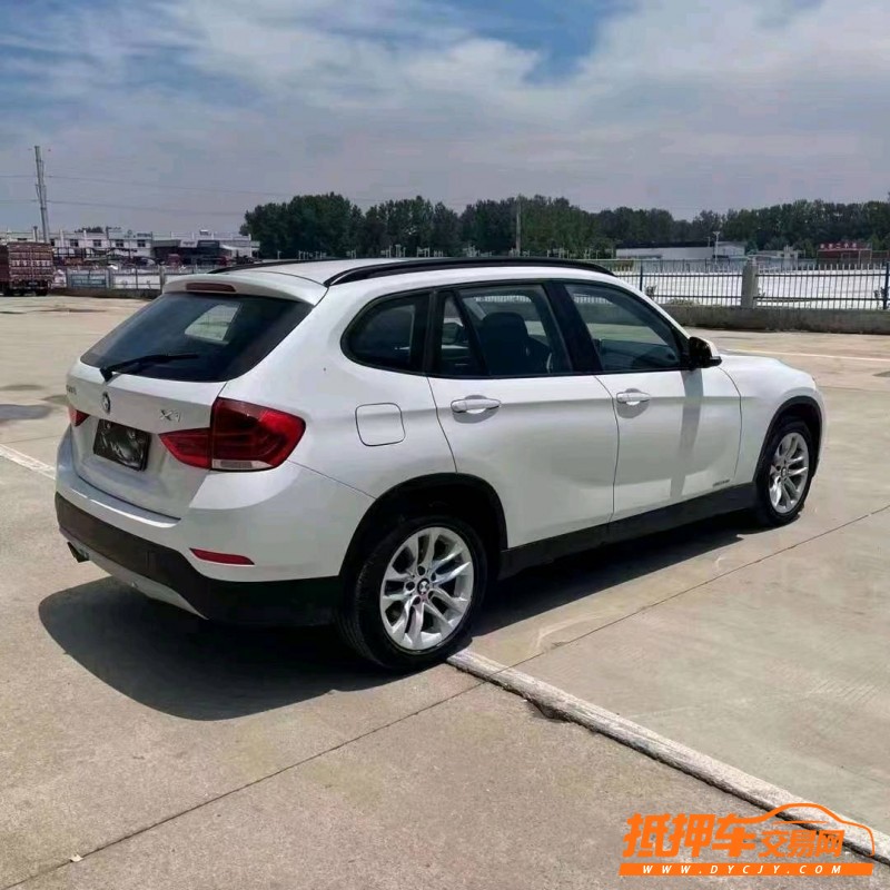 北京16年宝马X12