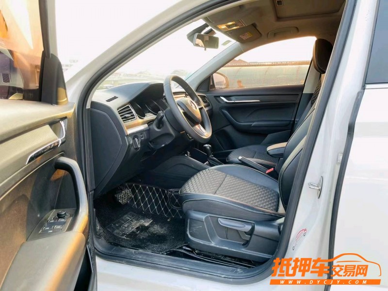 东莞18年斯柯达柯米克6