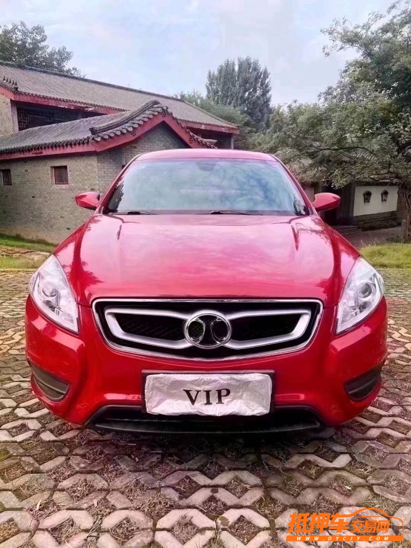 潍坊15年北汽绅宝D501