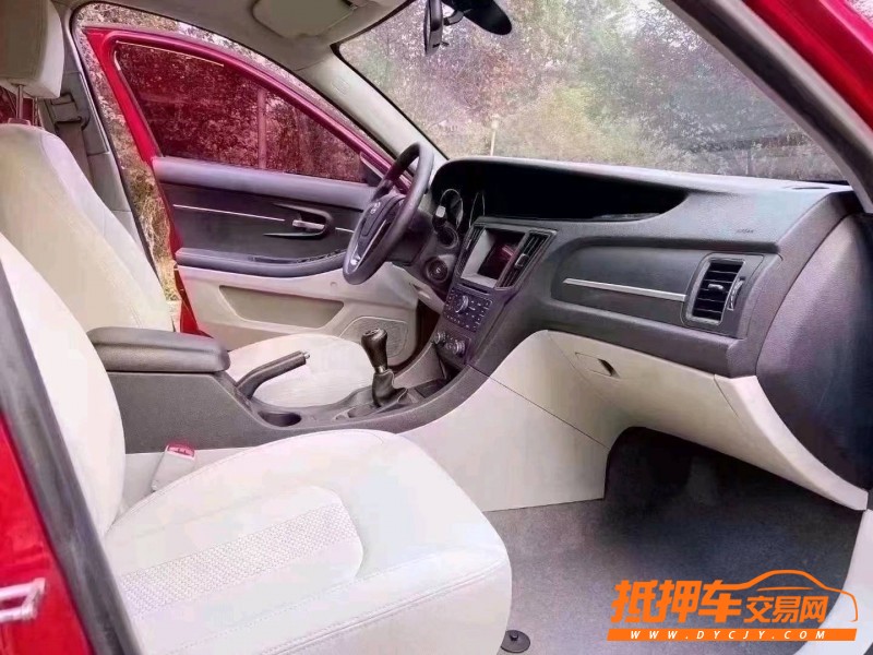 潍坊15年北汽绅宝D504