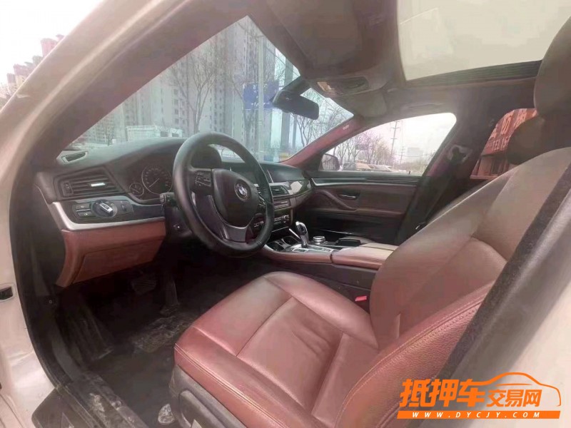 潍坊16年宝马5系9