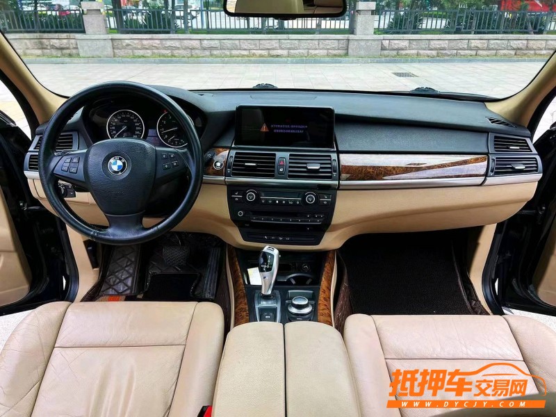 烟台09年宝马X56