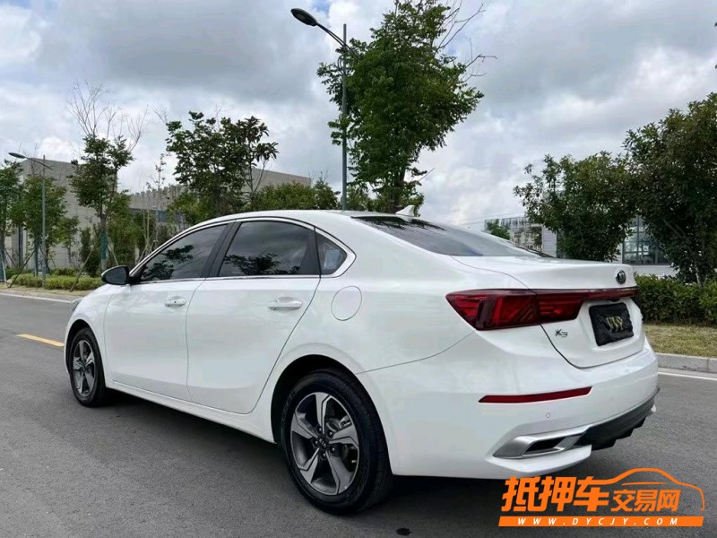 鹽城20年起亞K32