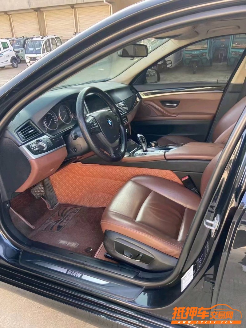 北京16年宝马5系5