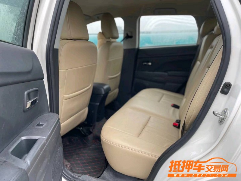 东莞14年三菱劲炫4