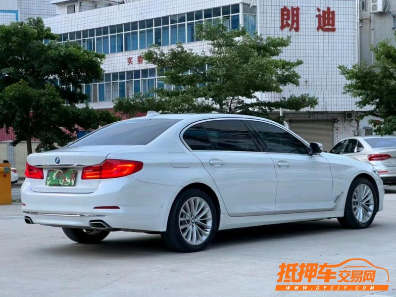 东莞19年宝马5系8