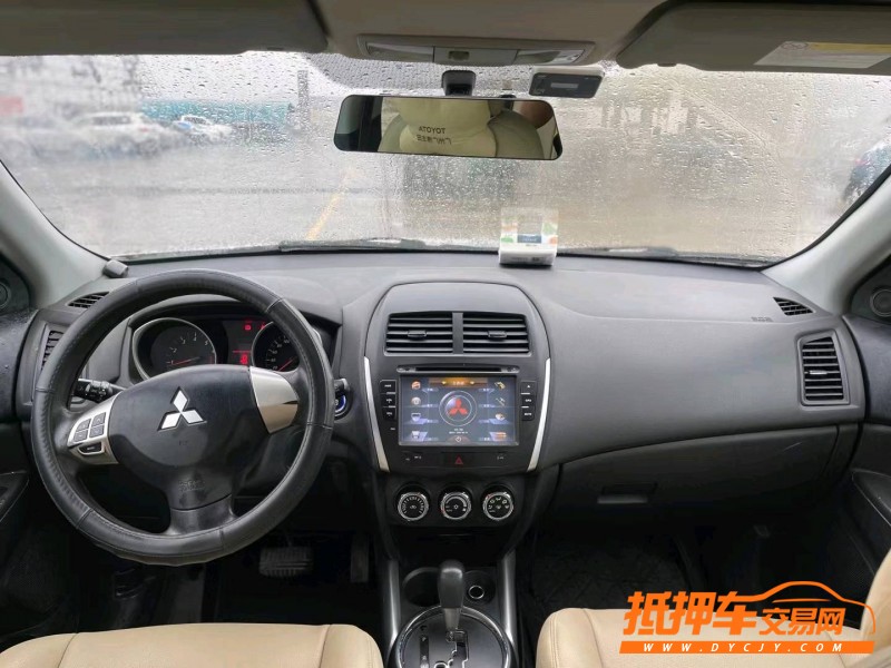 东莞14年三菱劲炫5