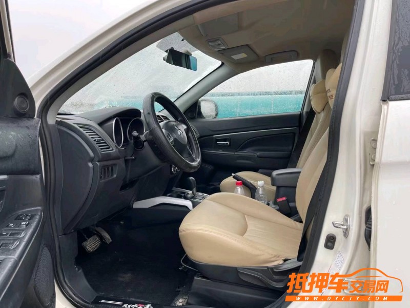 东莞14年三菱劲炫6