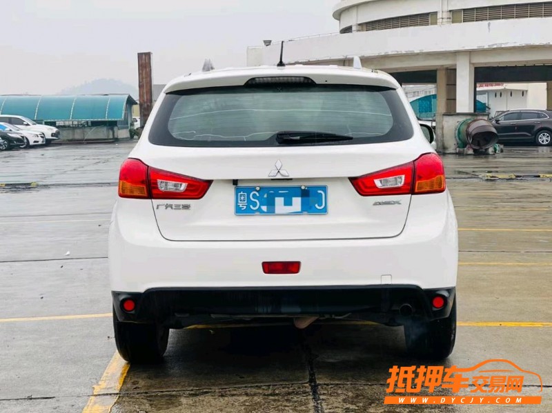 东莞14年三菱劲炫9