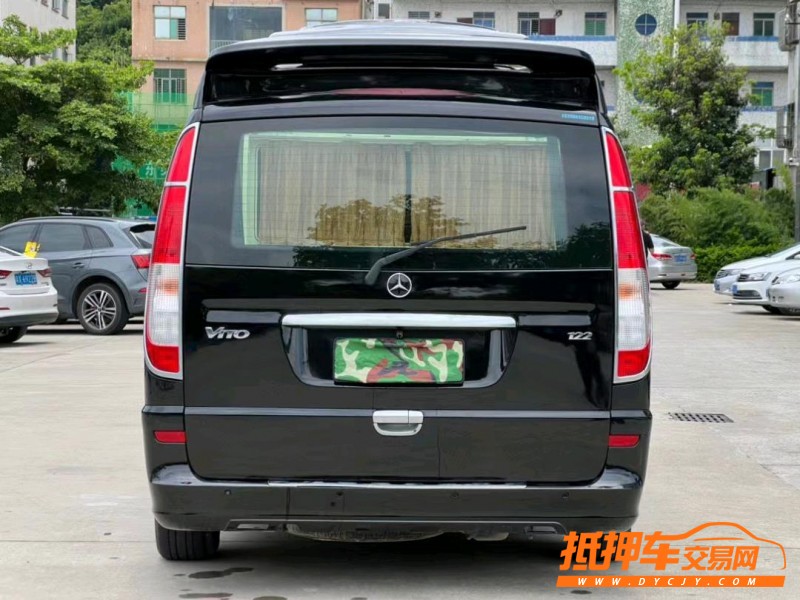 东莞16年奔驰威霆9