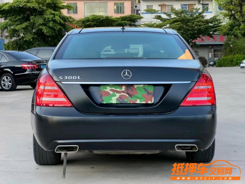 东莞12年奔驰S9