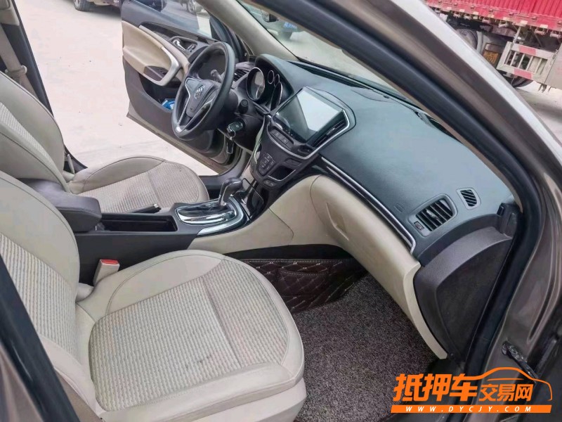 徐州17年别克君威4