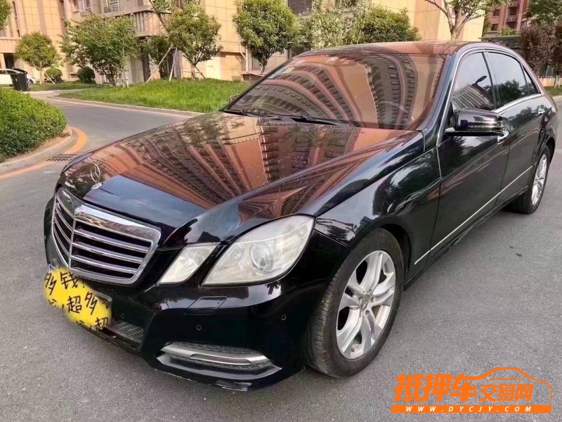 潍坊11年奔驰E8