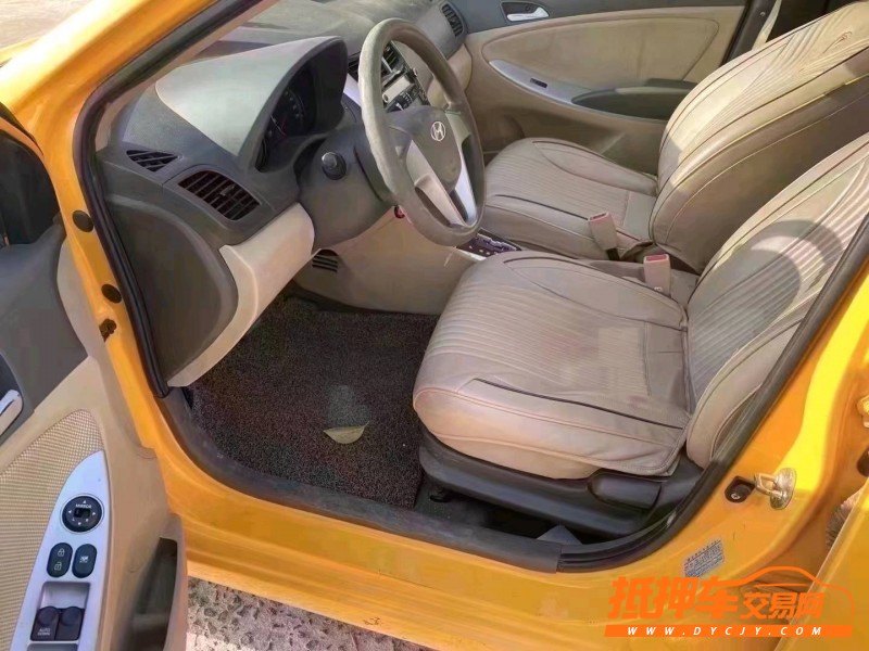 北京12年现代瑞纳6