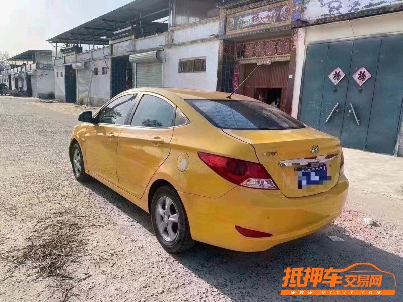 北京12年现代瑞纳9