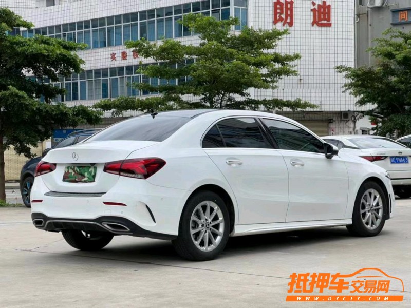 东莞20年奔驰A8