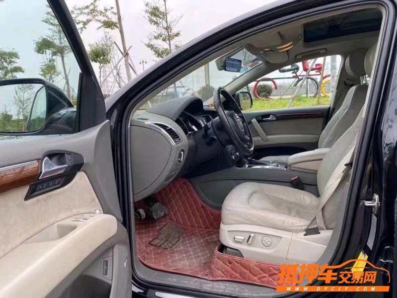 東莞11年奧迪Q74