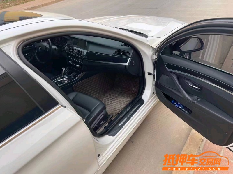青岛15年宝马5系4