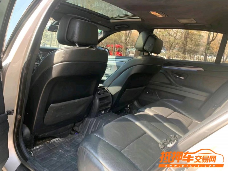 北京13年宝马5系4