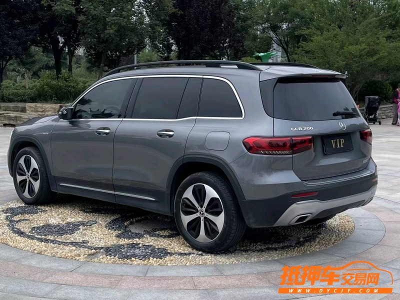 青岛20年奔驰GLB3