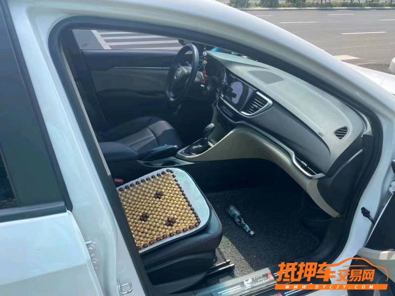 青岛20年别克英朗GT6