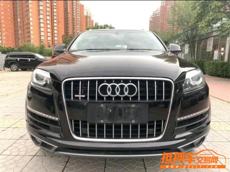 濟寧14年奧迪Q72
