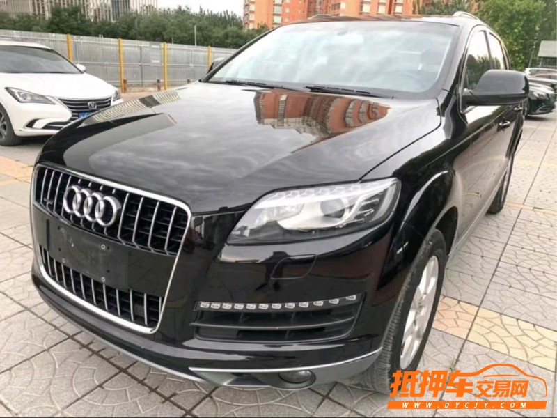 濟寧14年奧迪Q71