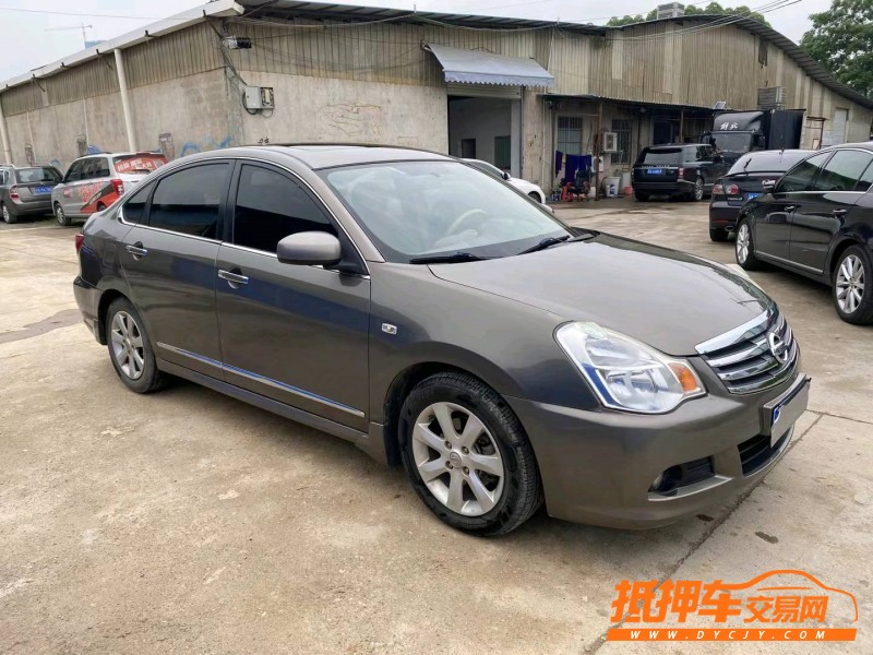 南寧12年日產軒逸2
