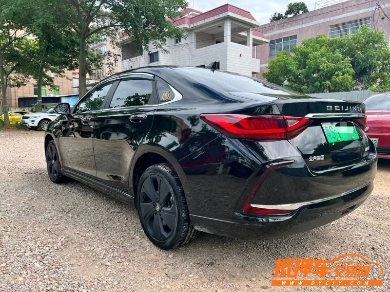 廣州21年北汽新能源EU系列7